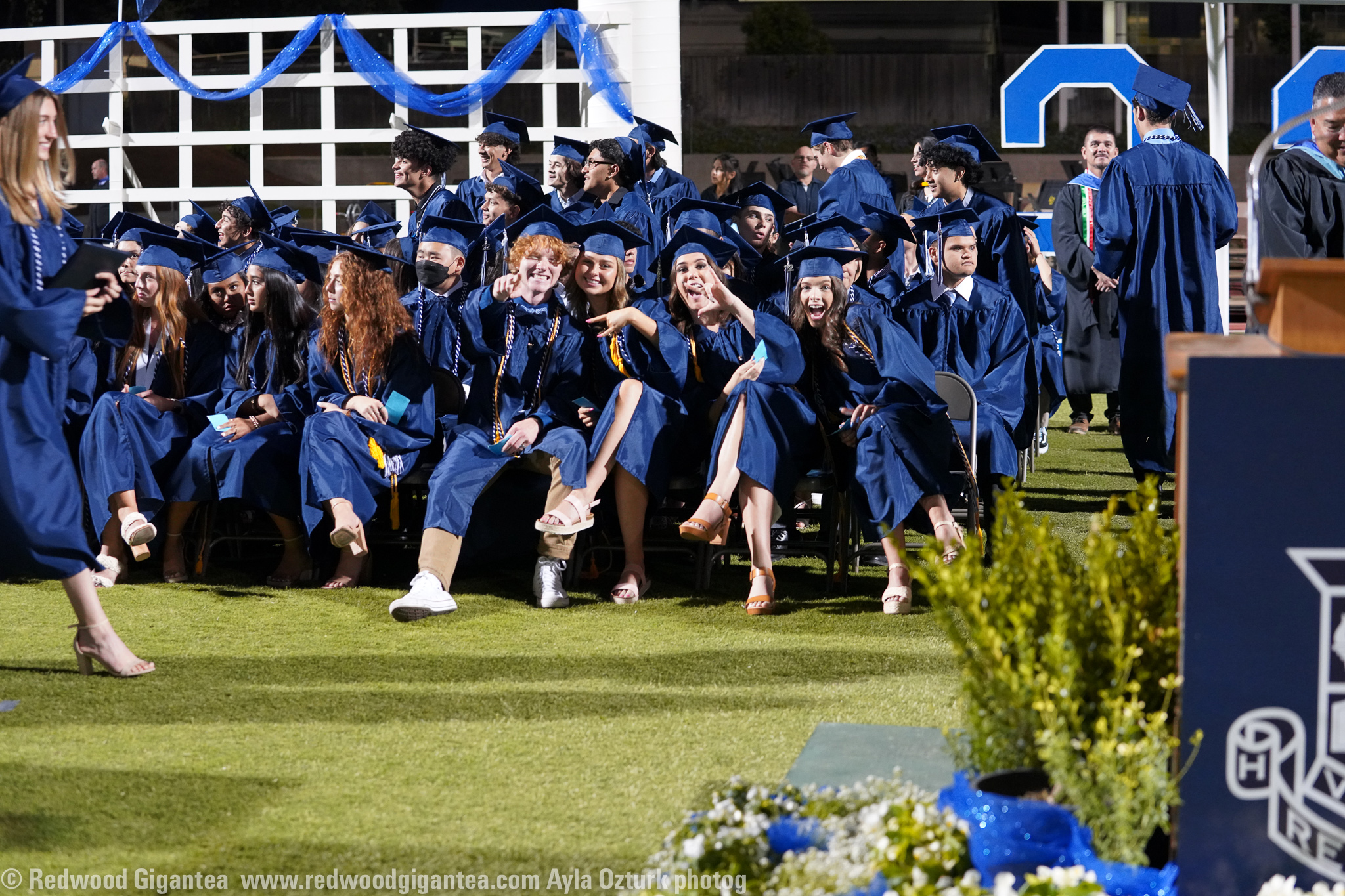 Redwood High School Graduates 540 seniors at first postpandemic sit