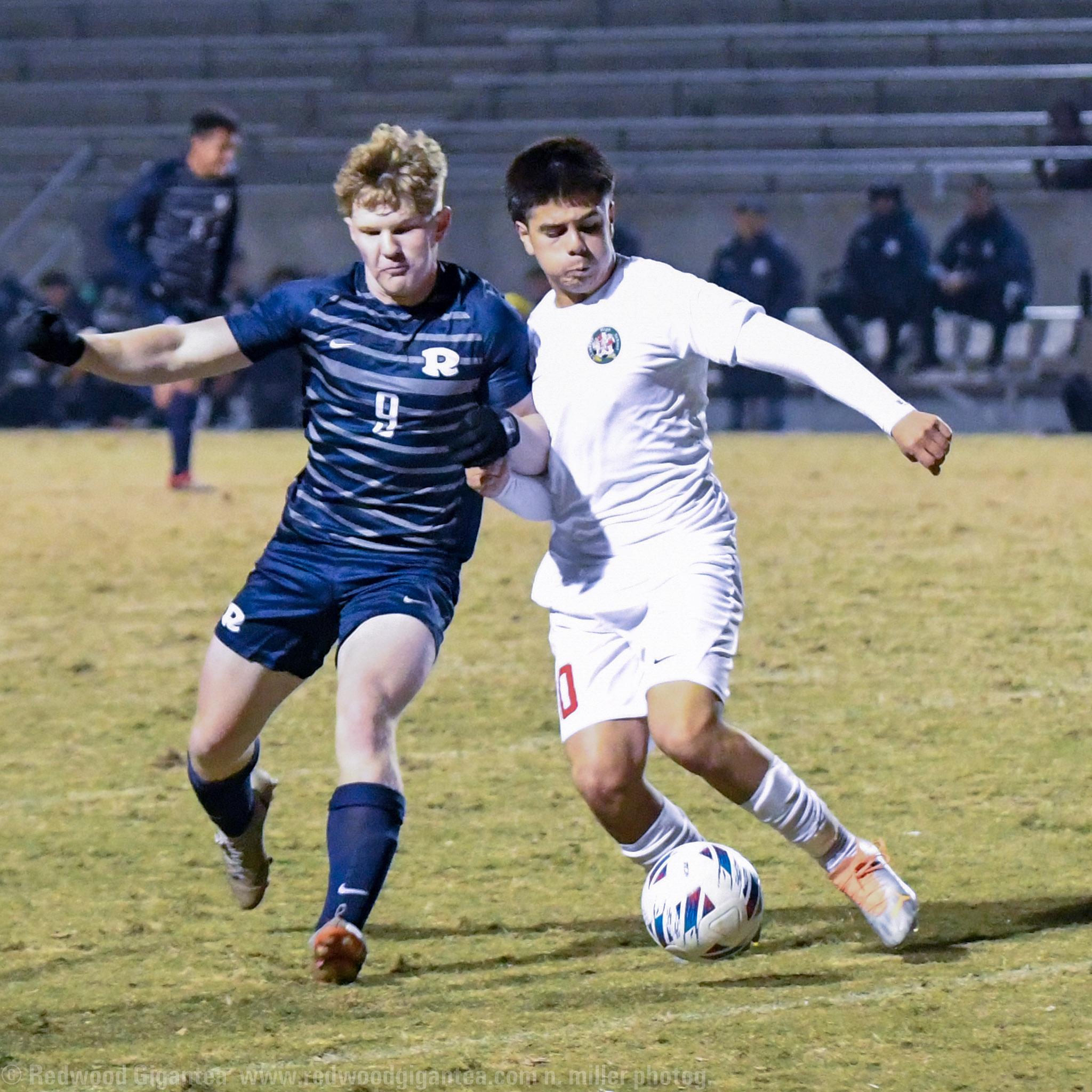 On Friday, Nov. 18th 2022, the Redwood Ranger Soccer teams took on Lindsay high school in the Mineral King Bowl.  Final score for the Varsity was RHS 3- Lindsay 1.